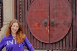 Jen @ the Longhua Temple Gate
